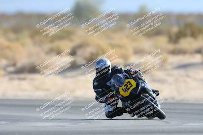 media/Nov-16-2024-CVMA (Sat) [[0e4bb1f32f]]/Race 9-Amateur Supersport Middleweight/